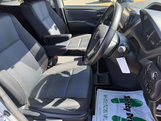 トヨタ ヴォクシー ２．０ ＺＳ 煌ＩＩ ４ＷＤ H28年 (甲信越・北陸) 99