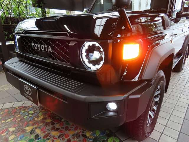 トヨタ ランドクルーザー７０ ２．８ ＡＸ ディーゼルターボ ４ＷＤ R7年 () 99