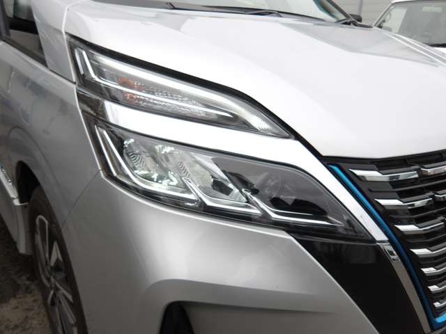 日産 セレナ １．２ Ｅ－ＰＯＷＥＲ ハイウェイスター Ｖ R3年 () 99