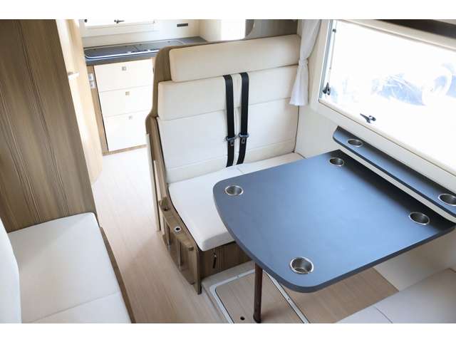 トヨタ カムロード キャンピングカーバンテックジル４ＷＤ R6年 (東北) 99