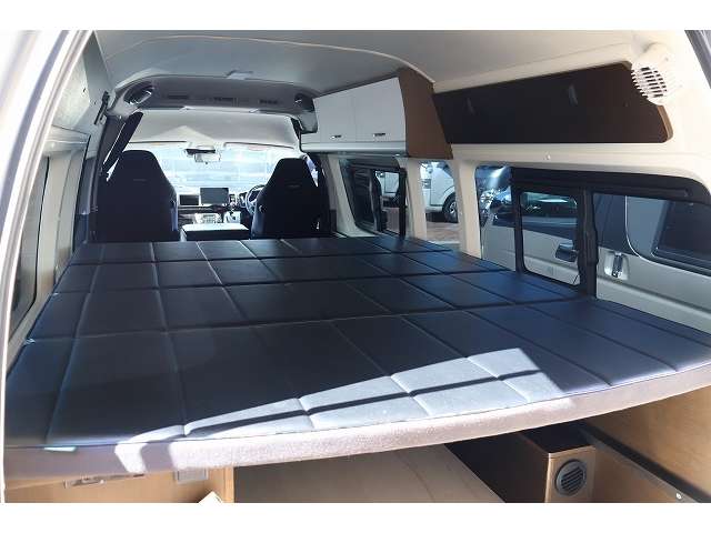 トヨタ ハイエースバン キャンピングカートイファクトリー製４ＷＤ R5年 (東北) 99