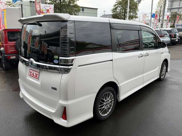 トヨタ ヴォクシー １．８ ハイブリッド ＺＳ 煌 H30年 () 99