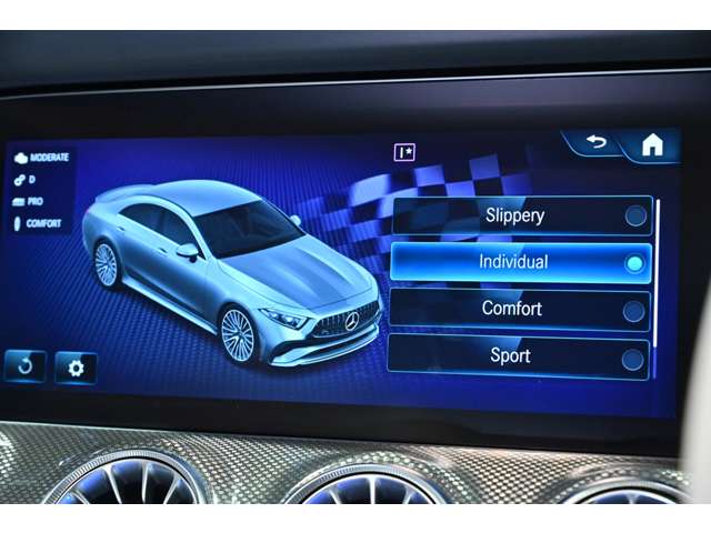 ＡＭＧ ＣＬＳ ＣＬＳ ５３ ４マチックプラス （ＩＳＧ搭載モデル） ４ＷＤ R4年 () 99