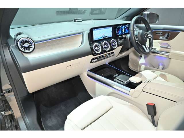 メルセデスベンツ ＧＬＡクラス ＧＬＡ２００ Ｄ ４マチック ディーゼルターボ ４ＷＤ R3年 (関東) 99