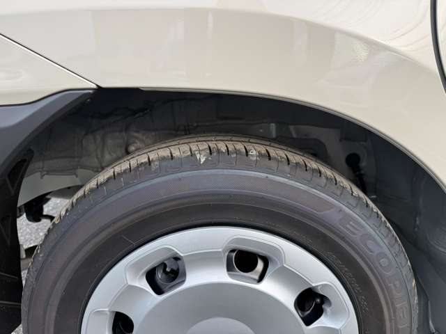 トヨタ シエンタ １．５ Ｘ R8年 (関東) 99