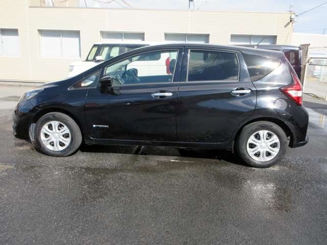日産 ノート １．２ Ｅ－ＰＯＷＥＲ Ｘ H29年 (関東) 99