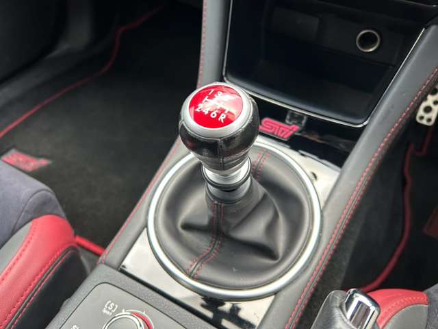 スバル ＷＲＸ　ＳＴＩ ＳＴＩ ２．０ ４ＷＤ H29年 () 99