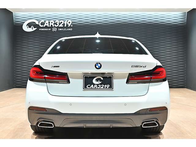 ＢＭＷ ５シリーズ ５２３Ｄ Ｘドライブ Ｍスポーツ ディーゼルターボ ４ＷＤ R3年 () 99
