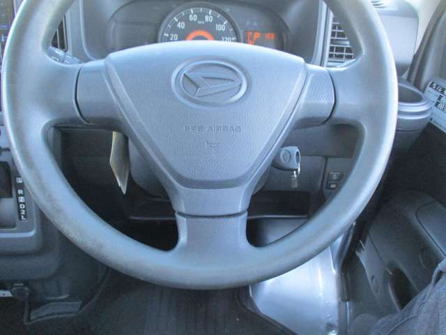 ダイハツ ハイゼットカーゴ ６６０ デラックス ＳＡＩＩＩ ハイルーフ ４ＷＤ H29年 () 99