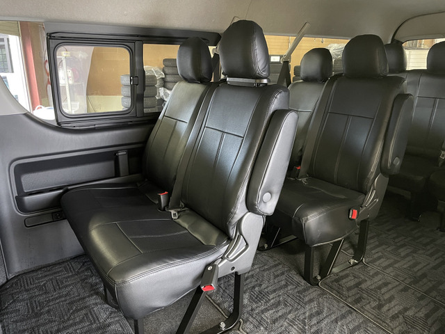 トヨタ ハイエースワゴン ２．７ ＧＬ ロング ミドルルーフ ４ＷＤ R1年 () 99