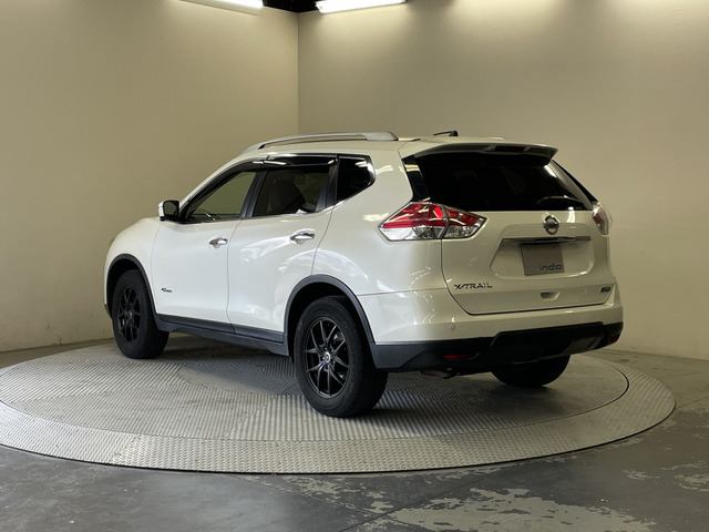 日産 エクストレイル　ハイブリッド ２．０ ２０Ｘ ハイブリッド エマージェンシーブレーキパッケージ ４ＷＤ H27年 () 99