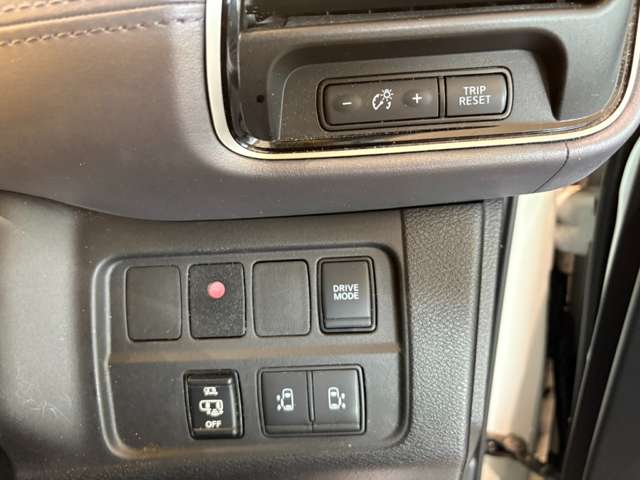 日産 セレナ １．２ Ｅ－ＰＯＷＥＲ ハイウェイスター Ｖ R4年 (近畿) 99