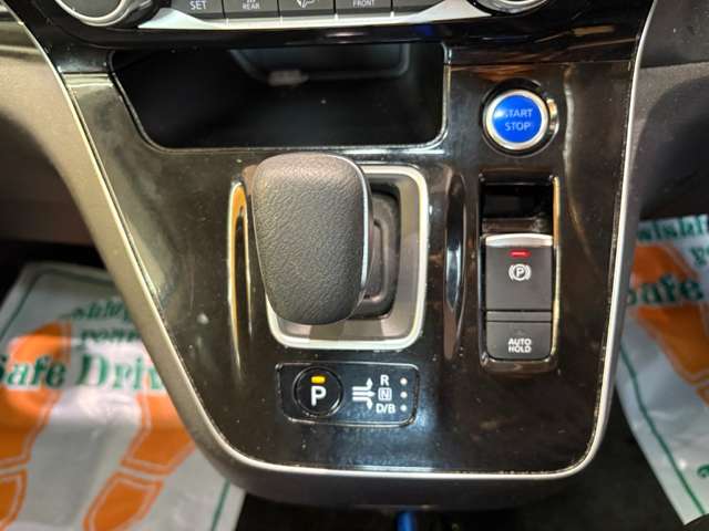 日産 セレナ １．２ Ｅ－ＰＯＷＥＲ ハイウェイスター Ｖ R4年 (近畿) 99