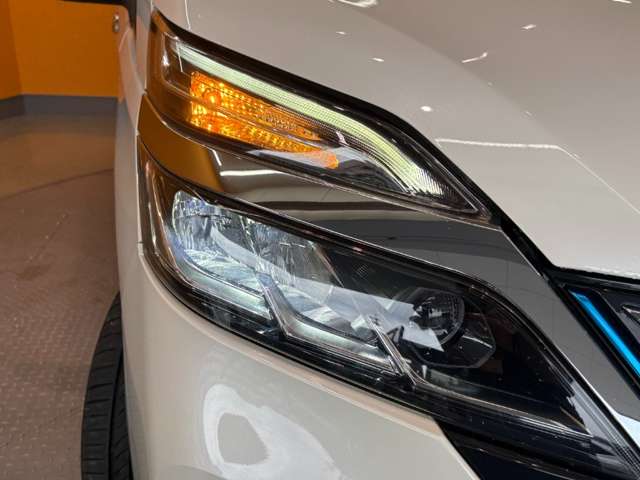 日産 セレナ １．２ Ｅ－ＰＯＷＥＲ ハイウェイスター Ｖ R4年 (近畿) 99