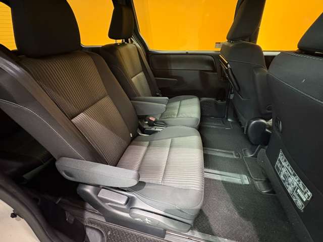 トヨタ ノア ２．０ ＳＩ H29年 (近畿) 99