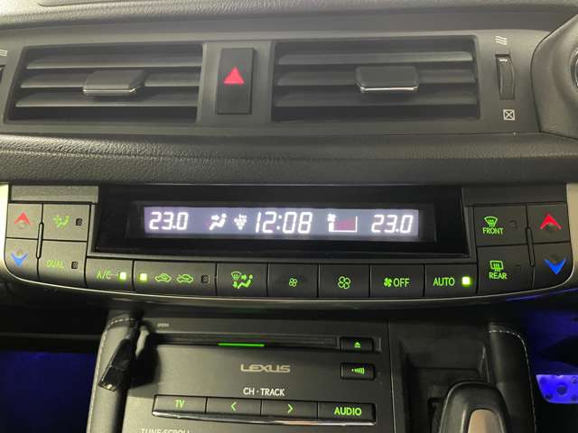 レクサス ＣＴ２００ｈ Ｆスポーツ H28年 () 99
