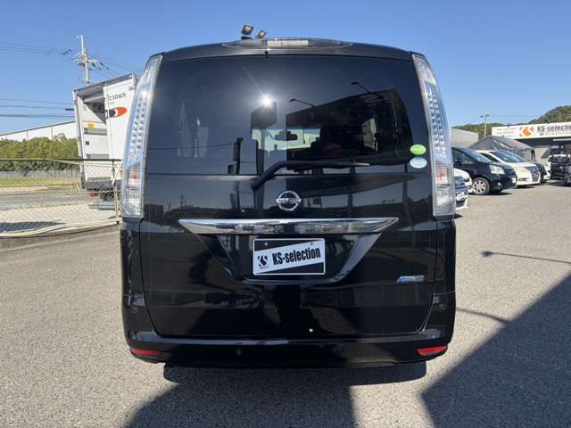 日産 セレナ ２．０ ２０Ｘ Ｓ－ＨＹＢＲＩＤ H28年 (近畿) 99