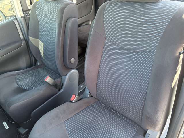 日産 セレナ ２．０ ２０Ｘ Ｓ－ＨＹＢＲＩＤ H28年 (近畿) 99