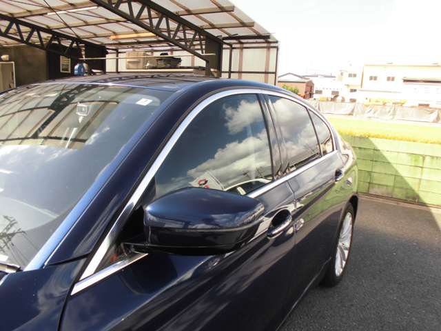 ＢＭＷ ５シリーズ ５３０ｉ　ラグジュアリー R2年 () 99