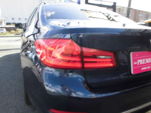 ＢＭＷ ５シリーズ ５３０ｉ　ラグジュアリー R2年 () 99
