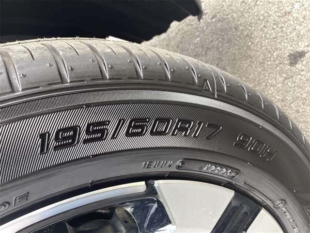 トヨタ ライズ　ハイブリッド ハイブリッド １．２ Ｚ R7年 () 99