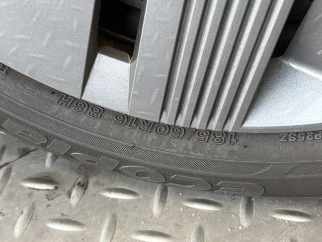 日産 ノート １．２ Ｘ R5年 () 99