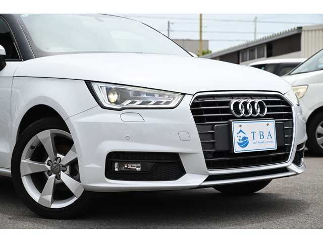 アウディ Ａ１　スポーツバック １．０　ＴＦＳＩ H28年 (近畿) 99