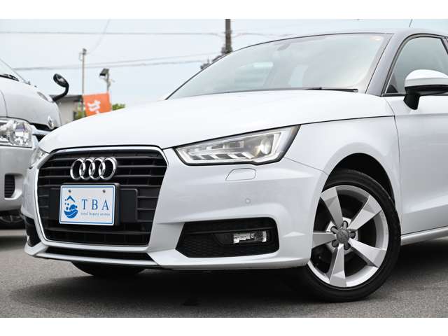 アウディ Ａ１　スポーツバック １．０　ＴＦＳＩ H28年 (近畿) 99