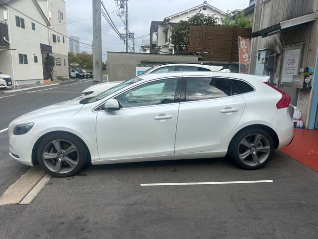 ボルボ Ｖ４０ Ｔ４　ＳＥ H26年 (中国) 99