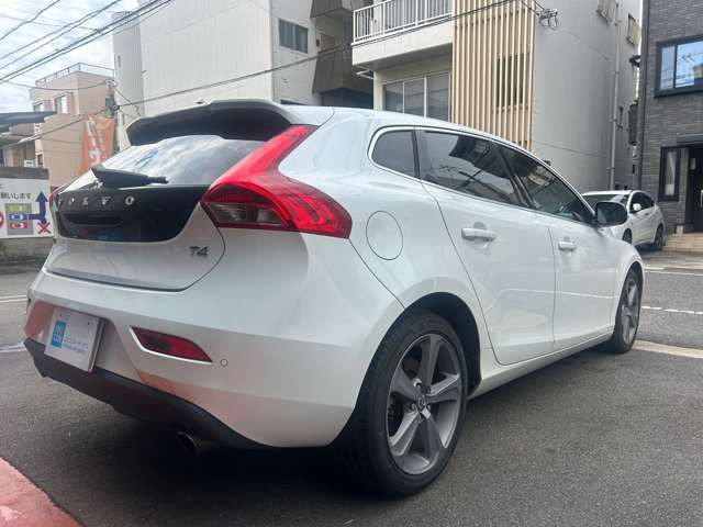 ボルボ Ｖ４０ Ｔ４　ＳＥ H26年 (中国) 99