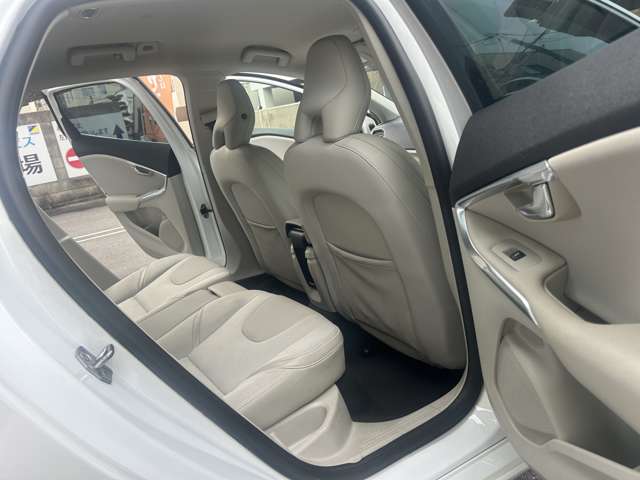 ボルボ Ｖ４０ Ｔ４　ＳＥ H26年 (中国) 99