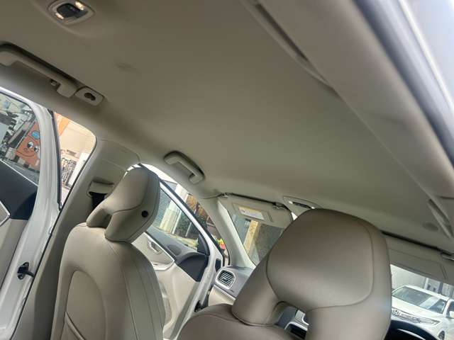 ボルボ Ｖ４０ Ｔ４　ＳＥ H26年 (中国) 99