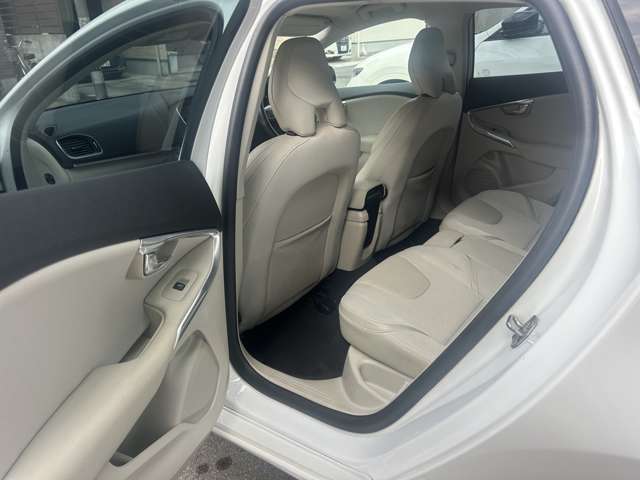 ボルボ Ｖ４０ Ｔ４　ＳＥ H26年 (中国) 99