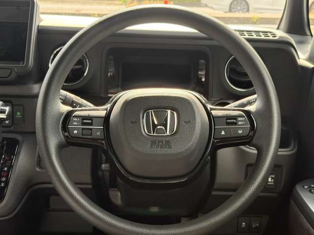 ホンダ Ｎ　ＢＯＸ カスタム ６６０ R8年 () 99