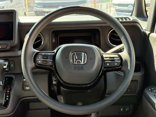 ホンダ Ｎ　ＢＯＸ カスタム ６６０ R8年 () 99