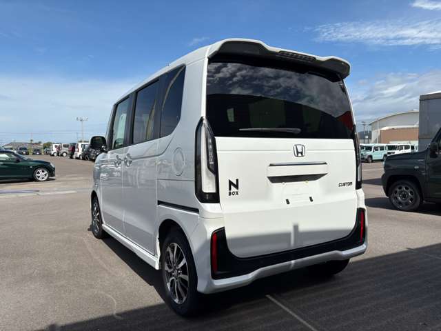 ホンダ Ｎ　ＢＯＸ カスタム ６６０ R8年 () 99