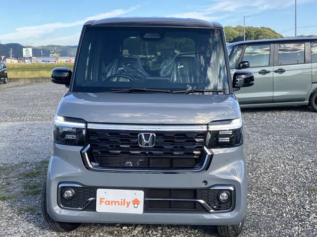 ホンダ Ｎ　ＢＯＸ カスタム ６６０ コーディネートスタイル ２トーン R8年 (東海) 99