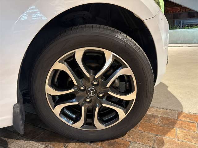 マツダ デミオ １．５ ＸＤ ツーリング Ｌパッケージ ディーゼルターボ ４ＷＤ H27年 () 99