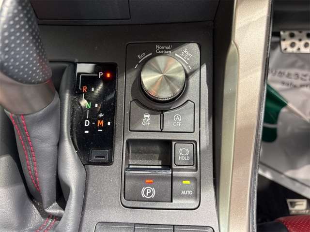 レクサス ＮＸ３００ Ｆスポーツ R1年 () 99