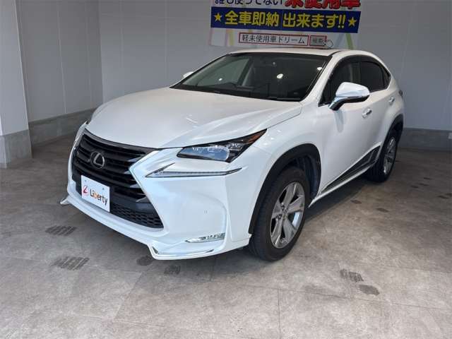 レクサス ＮＸ２００ｔ ２００Ｔ バージョンＬ ４ＷＤ H27年 () 99