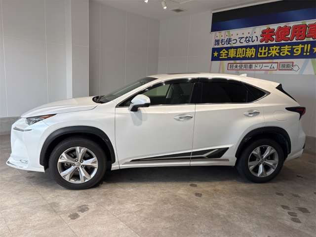 レクサス ＮＸ２００ｔ ２００Ｔ バージョンＬ ４ＷＤ H27年 () 99