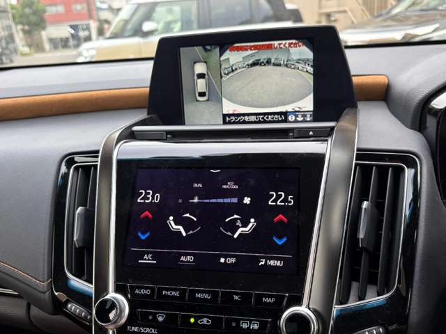 トヨタ クラウン ２．０ Ｓ エレガンス スタイル R1年 (近畿) 99