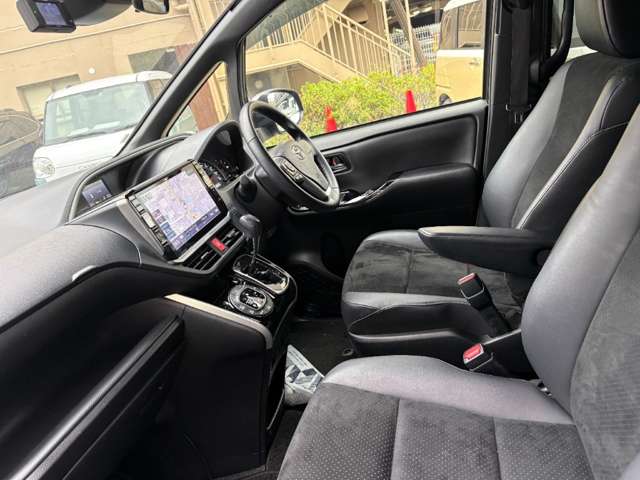 トヨタ ヴォクシー ２．０ ＺＳ 煌ＩＩＩ R3年 (近畿) 99