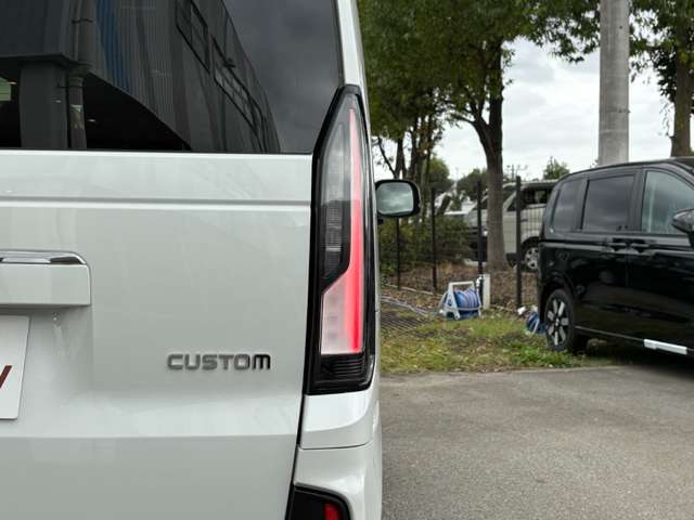 ホンダ Ｎ　ＢＯＸ カスタム ６６０ R8年 () 99