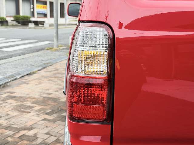 トヨタ ハイラックスサーフ ２．７ ＳＳＲ－Ｘ ４ＷＤ H13年 (近畿) 99