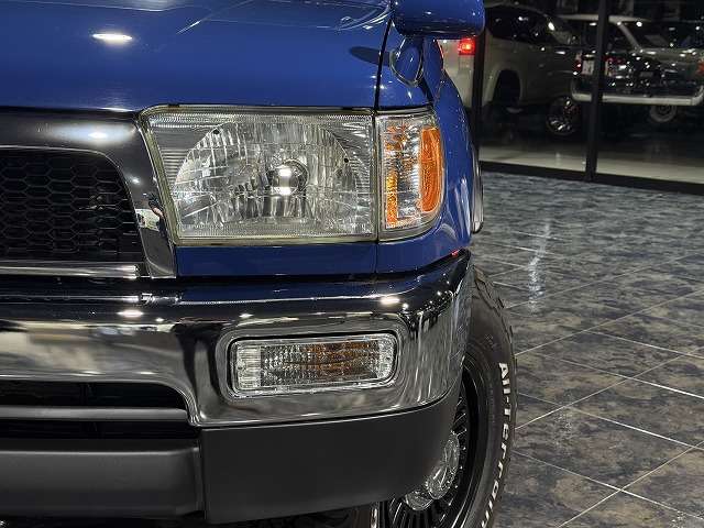 トヨタ ハイラックスサーフ ２．７ ＳＳＲ－Ｘ ４ＷＤ H11年 (近畿) 99