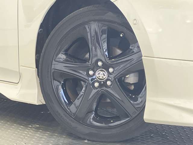 トヨタ プリウス １．８ Ａ ツーリングセレクション R1年 (近畿) 99