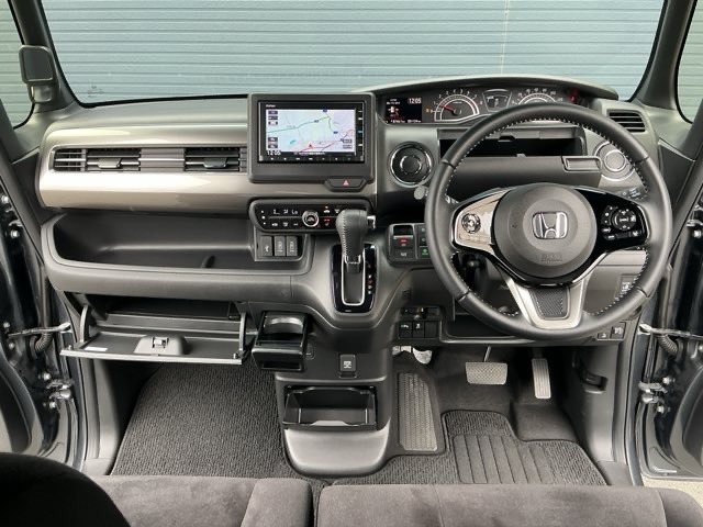 ホンダ Ｎ　ＢＯＸ カスタム ６６０ Ｌ スタイルプラス ブラック R4年 (近畿) 99