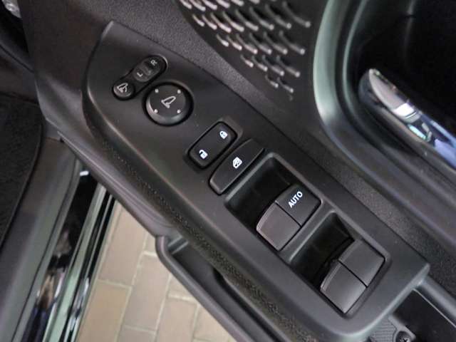 ホンダ Ｎ　ＢＯＸ ６６０ R8年 (近畿) 99