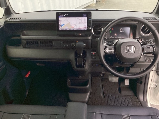 ホンダ Ｎ　ＢＯＸ カスタム ６６０ ターボ コーディネートスタイル ２トーン R8年 (近畿) 99